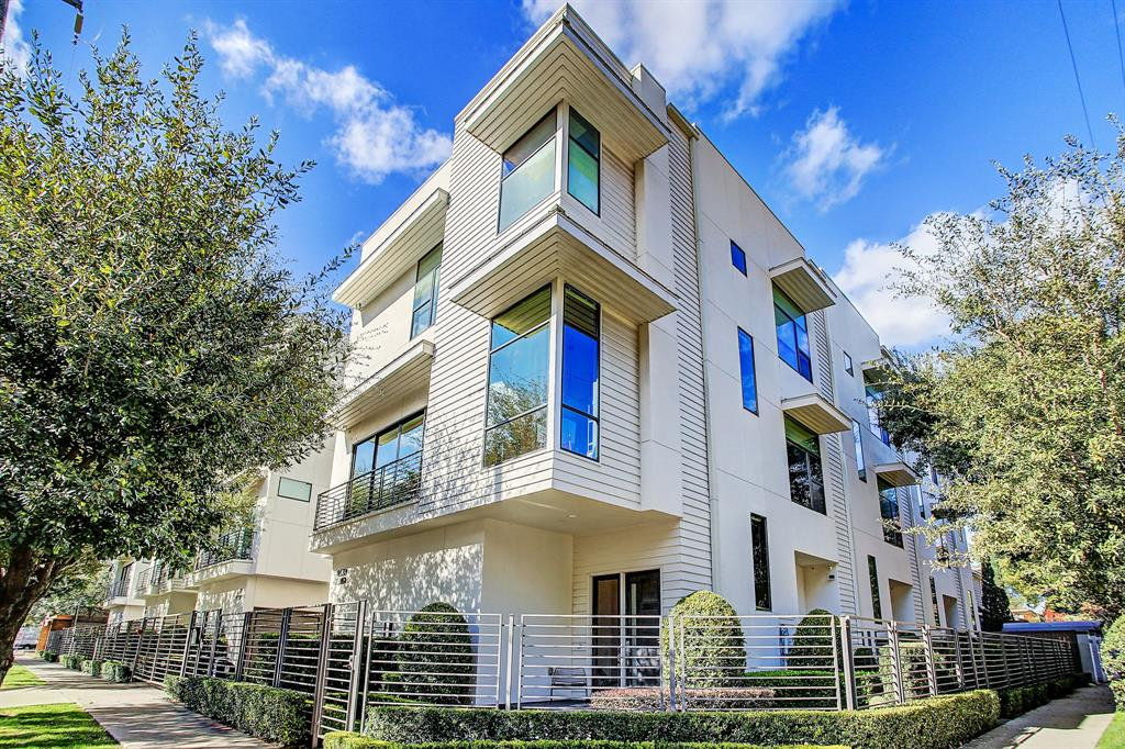 Custom Homes in Montrose